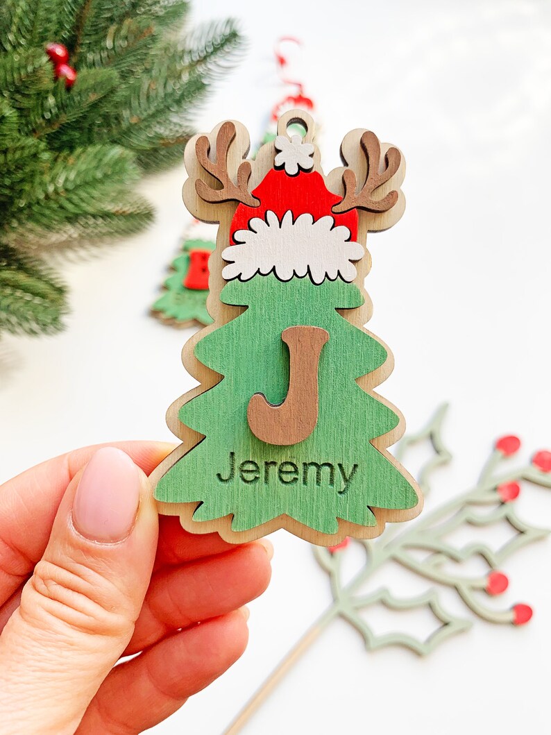 Juego de 3 adornos navideños con nombre personalizado - Imagen 2