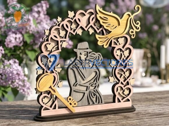 Arco de corazones para pareja de novios - Imagen 3