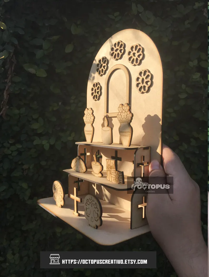 Altar de Muertos Miniatura con Ofrenda - Imagen 2