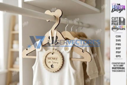 Percha de madera para ropa de bebé